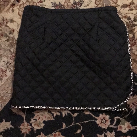 Dresses & Skirts - Vintage quilt wrap skirt leopard trim